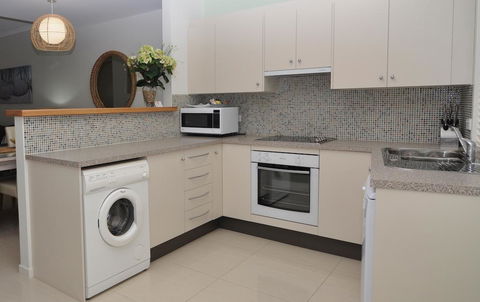 Bluedock Apartments - Hotel Gold Coast 2