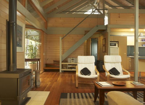 Bombah Point Eco Cottages - Hotel Gold Coast 2