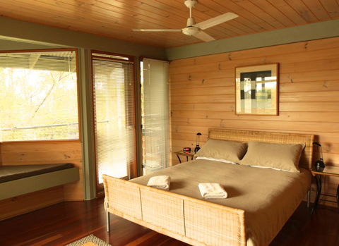 Bombah Point Eco Cottages - Hotel Gold Coast 3