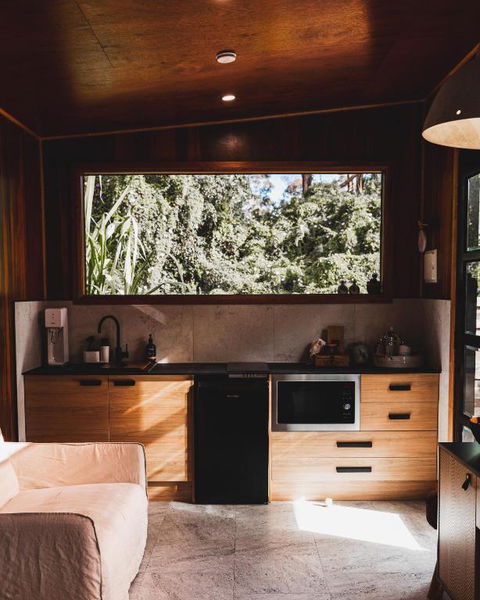 Tiny Home, Outdoor Bath, Infrared Sauna, Fire Pit - Hotel Gold Coast 1