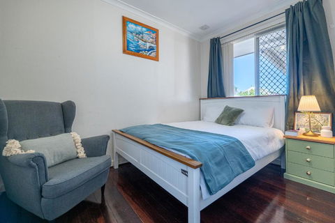 Warmth House Nr Airport 2rooms 5beds Yard N Parking - Hotel Gold Coast 2