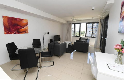 WATERFRONT DARWIN TROPICAL DELIGHT - Hotel Gold Coast 2
