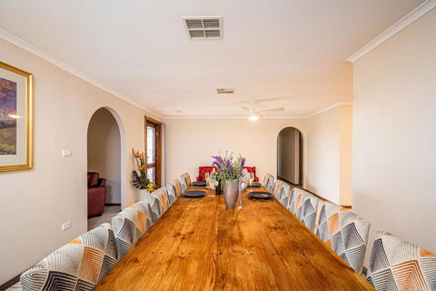 Watervale Hotel Guesthouse - Hotel Gold Coast 2