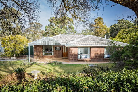 Watervale Hotel Guesthouse - Hotel Gold Coast 1