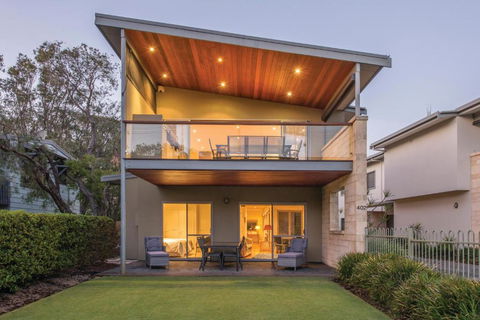 XYZ Holiday Home - Hotel Gold Coast 1