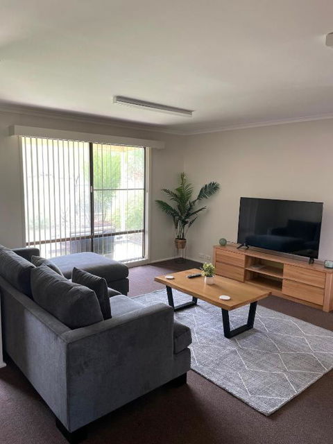 Alice Village - Hotel Gold Coast 0