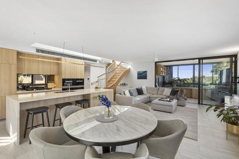 YAWA1B - Bellevue Hill Penthouse - Hotel Gold Coast 0