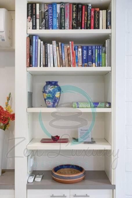 ZEN TREETOPS - Boutique 2-BR Apt W/ Private Pool - Hotel Gold Coast 1
