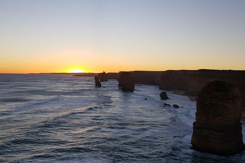 Luxury Private Great Ocean Road Tour Up To 11 People - Entire Vehicle - Hotel Gold Coast 0