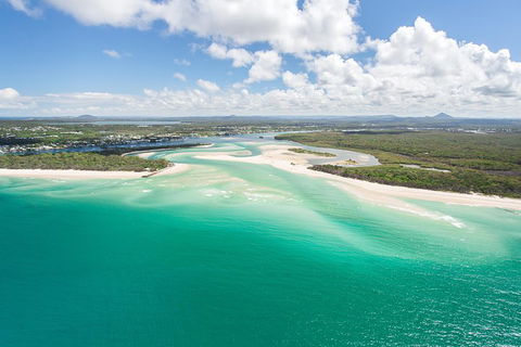 Deluxe Seaplane Tour Noosa To Glasshouse Adventure For 2 With Photobook - Hotel Gold Coast 0
