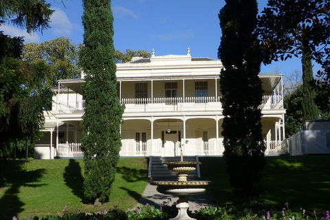 Melbourne City Tour: Lifestyle Of The Rich And Famous - Hotel Gold Coast 0