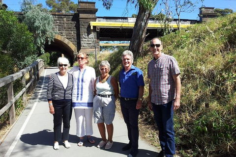 Melbourne City Tour: Lifestyle Of The Rich And Famous - Hotel Gold Coast 1