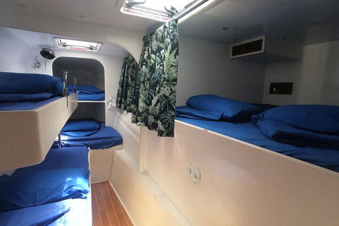 Sail, Snorkel, SUP & Kayak Charter Whitsundays - Hotel Gold Coast 4