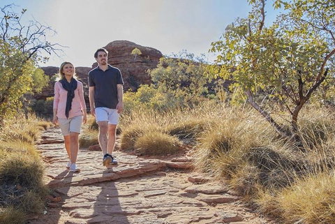 The Amazing Kings Canyon: 4-Hours Walking Tour And Hike - Hotel Gold Coast 2