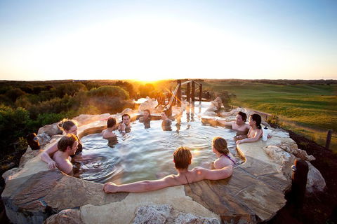 Peninsula Hot Springs Tour With Restaurant Lunch & Gondola Ride - Hotel Gold Coast 4