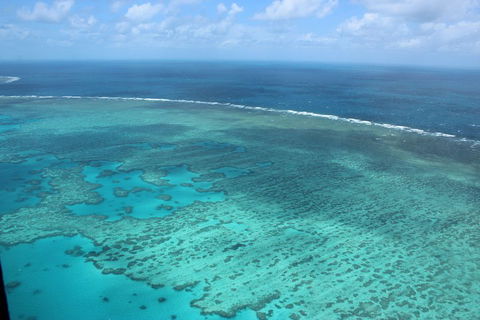 Reef And Island Scenic Flight From Airlie Beach - Hotel Gold Coast 1