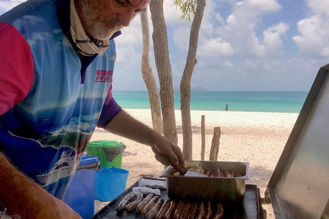 Whitehaven Beach And Hill Inlet | Awesome Beach BBQ | Family Friendly - Hotel Gold Coast 2