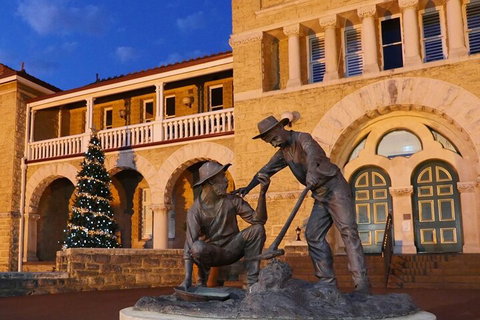 The Perth Mint: Guided Heritage Tour And Gold Pour - Hotel Gold Coast 3