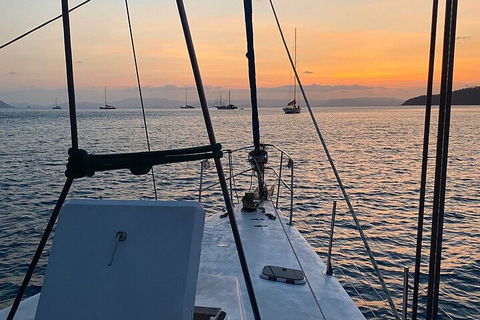 2 Night Small Group Whitsundays Sailing Adventure Aboard Mandrake - Hotel Gold Coast 2
