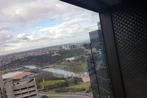 Live Like A Local: Explore Some Favourite Spots On A Playful Audio Walking Tour - Hotel Gold Coast 5