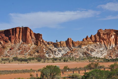 7-Day Guided Tour Of Alice Springs With Accommodation Included - Hotel Gold Coast 3