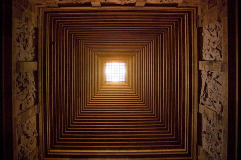 Shrine Cultural Guided Tour In Melbourne - Hotel Gold Coast 3