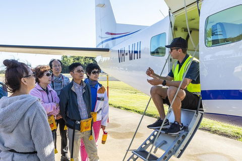 Scenic Flight - Great Barrier Reef, Heart Reef, Whitehaven Beach & Hill Inlet! - Hotel Gold Coast 1