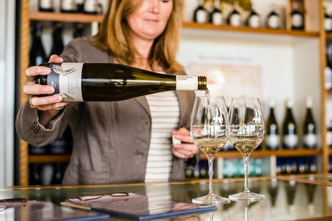 Kangaroo Island Gourmet Food And Wine 4WD Tour - Hotel Gold Coast 0