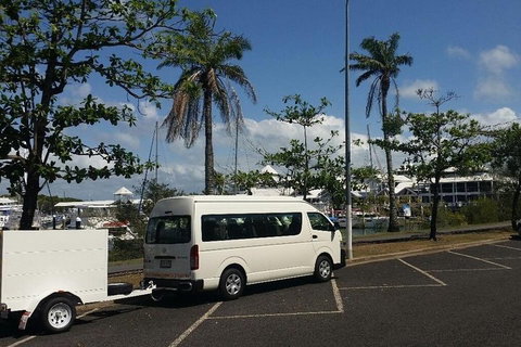 Airport Transfer To Or From Cairns Hotels For Up To 13 People - Hotel Gold Coast 1