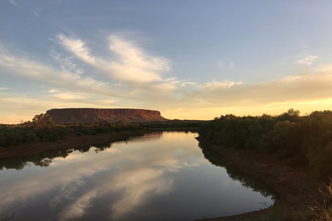 Mount Conner 4WD Small Group Tour From Ayers Rock Including Dinner - Hotel Gold Coast 5
